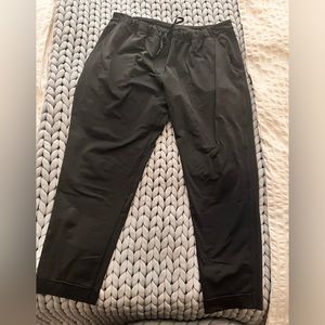 Lululemon joggers